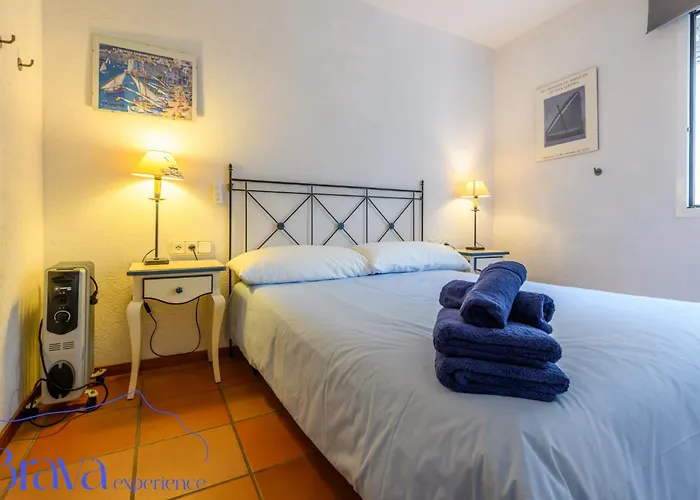 Casa Llucia- 3' Playa I Planta Baja I Centrico I Equipado I Brava Experience
